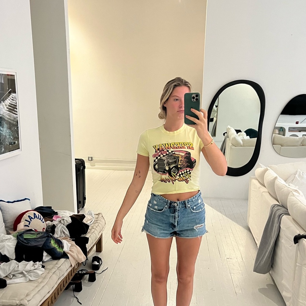 Yellow vintage tee